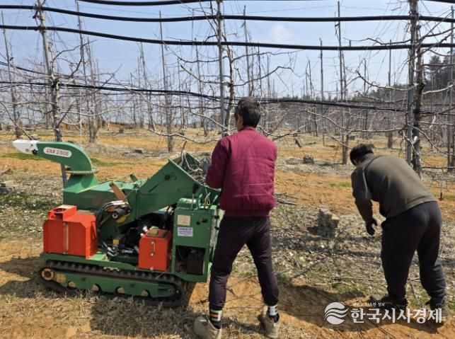 영농부산물 파쇄 모습