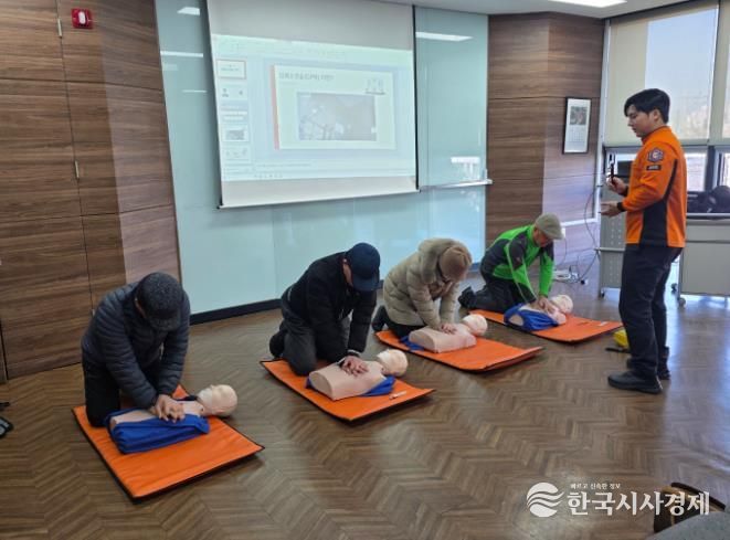 목포이랜드노인복지관, 노인일자리 참여자 심폐소생술(CPR) 교육 성료