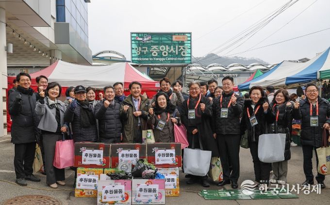 김진태 도지사와 함께 횡성전통시장 장보기 행사