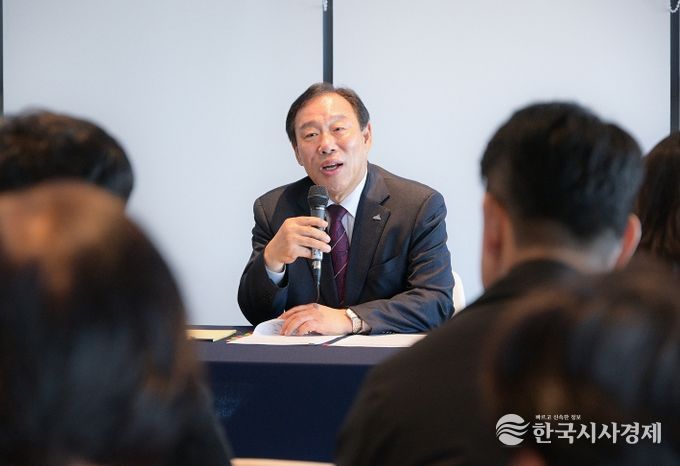 최민호 세종시장, 주민과 함께 산울동 현안 살폈다