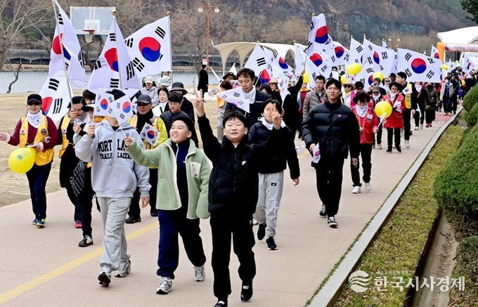 ‘3·1운동 107주년 기념 서경방송 건강걷기대회’개최