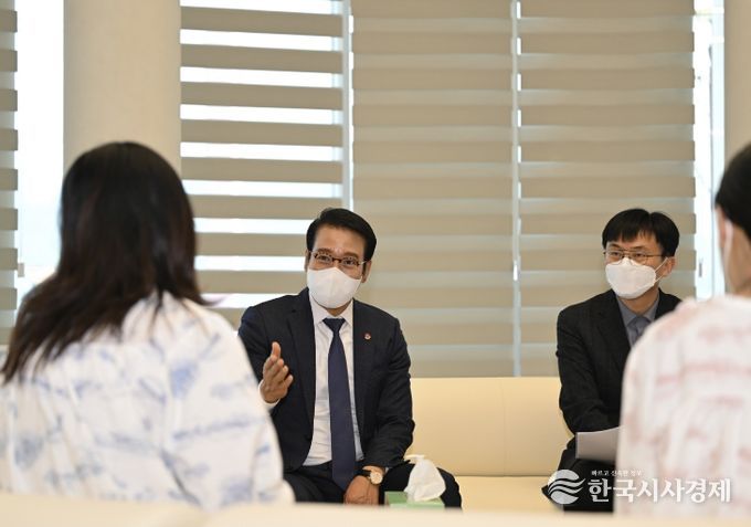 시장, 입실 산모 간담회