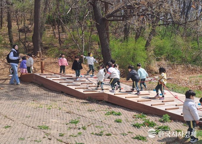 유아숲 체험 사진