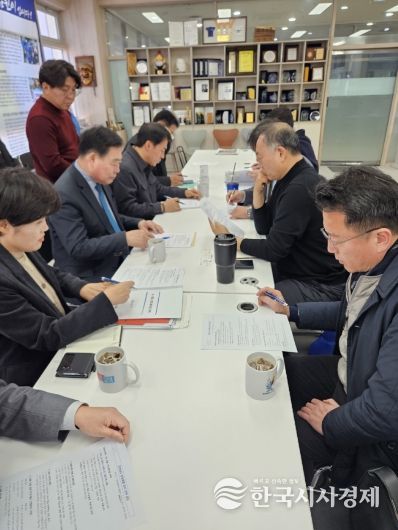 반도체 기업 유치 위한 김원이 국회의원 면담