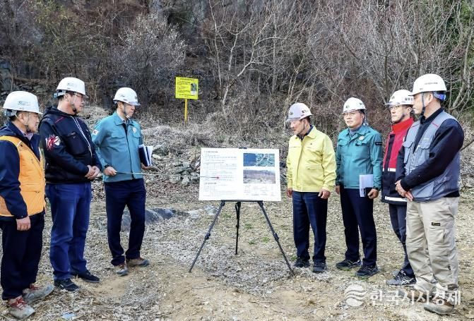함안군, '2026 해빙기 대비 산사태취약지역 민관 합동 안전점검' 실시