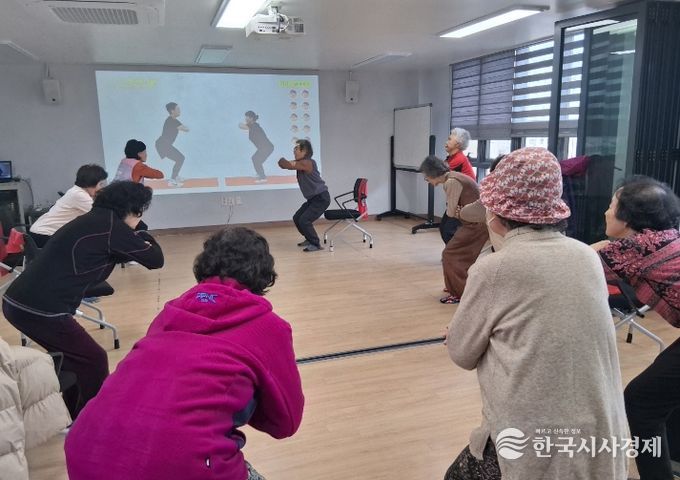 부산 중구, 노쇠 예방 ‘건강UP교실’ 운영