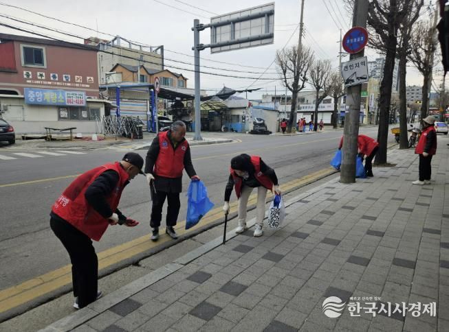동두천시 생연2동 한국자유총연맹 주관, 환경정화활동 실시