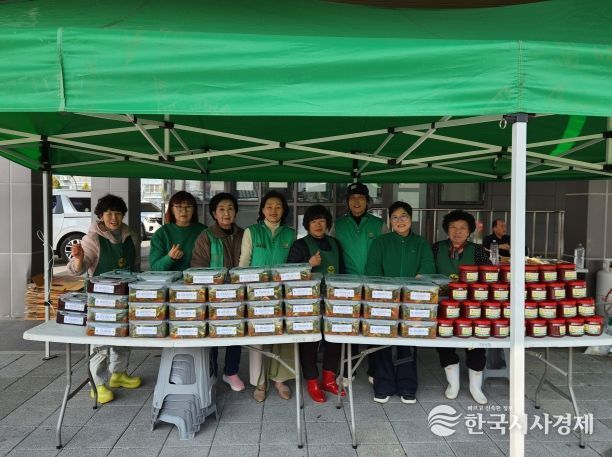 팽성읍 새마을부녀회, 이웃사랑 계절 김치 나눔 실천