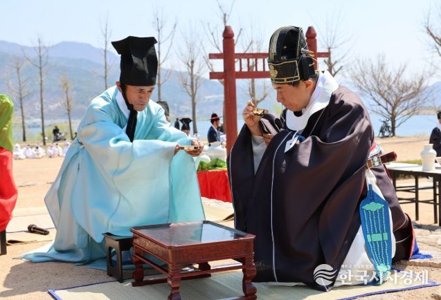 양산시, 가야진용신제 봉행 및 한마당축제 개최