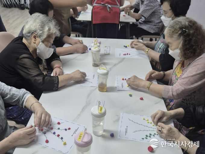 작년 은빛 숲해설 프로그램 운영 사진