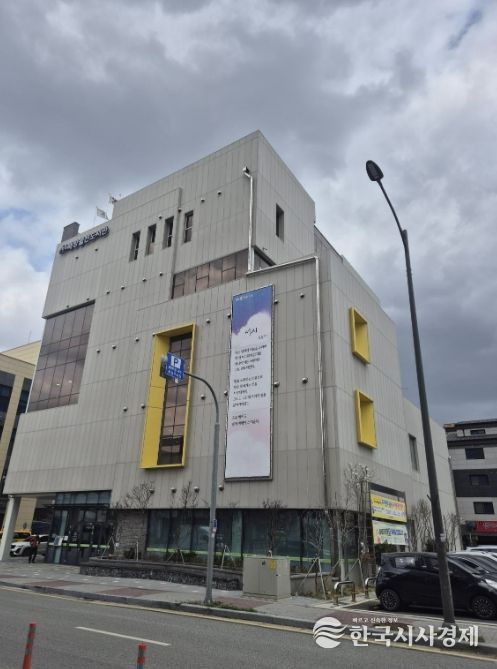 배방월천도서관 전경