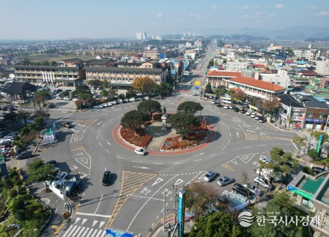 : 부여군청 전경