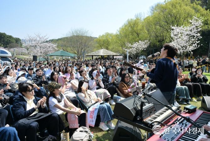 ‘울산 남구’, 장범준이 선택한 최고의 벚꽃명소 등극