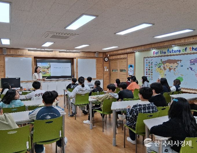 사천시, ‘찾아가는 사천이야기 교실’ 성료