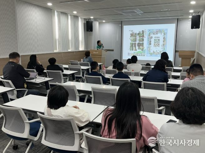 연천군 중앙도서관 '진수경 작가 초청' 그림책과 소통하는 우리동네 작가 만남 성료